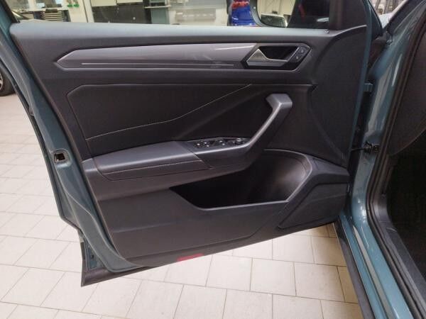 Volkswagen T-Roc 1.5 TSI DSG Style / SOFORT VERFÜGBAR !