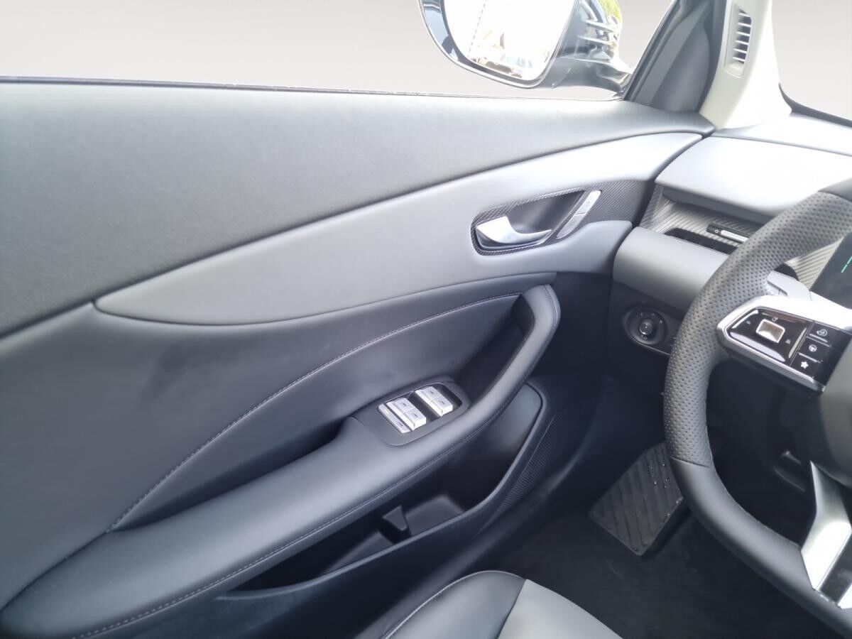 MG S5 EV Luxury Long Range