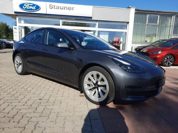 Tesla Model 3 Dual Long Range ACC Pano LM KAM LED