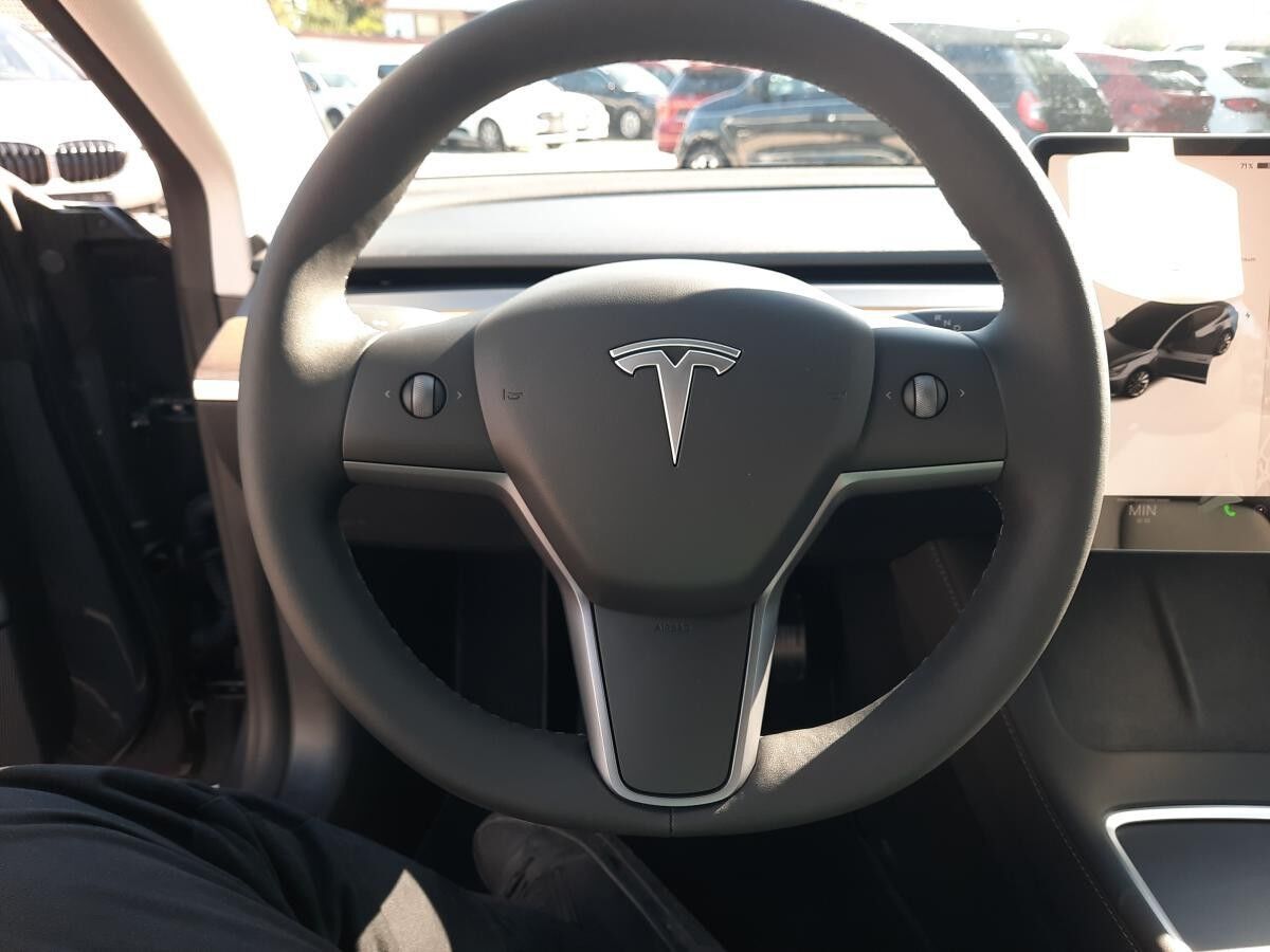 Tesla Model 3 Dual Long Range ACC Pano LM KAM LED