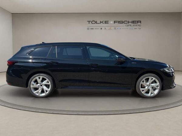 Skoda Superb SOFORT VERFÜGBAR! Combi Sportline iV Navi Panodach DCC eSitz