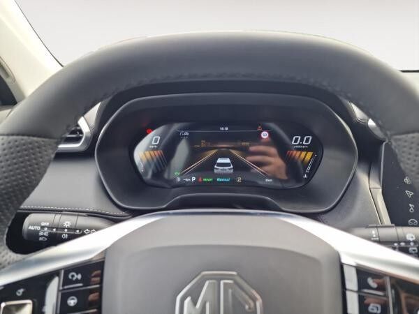 MG ZS Hybrid+ Luxury SpurH KAM LED KeyLess