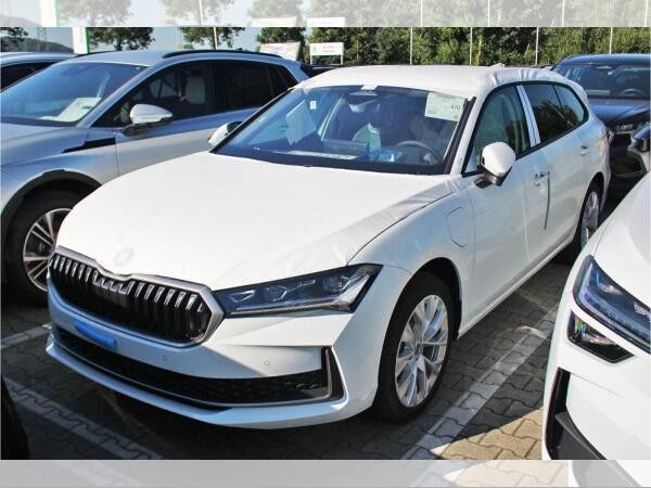 Skoda Superb Combi 1.5 TSI iV Selection HuD|AHK|MATRX
