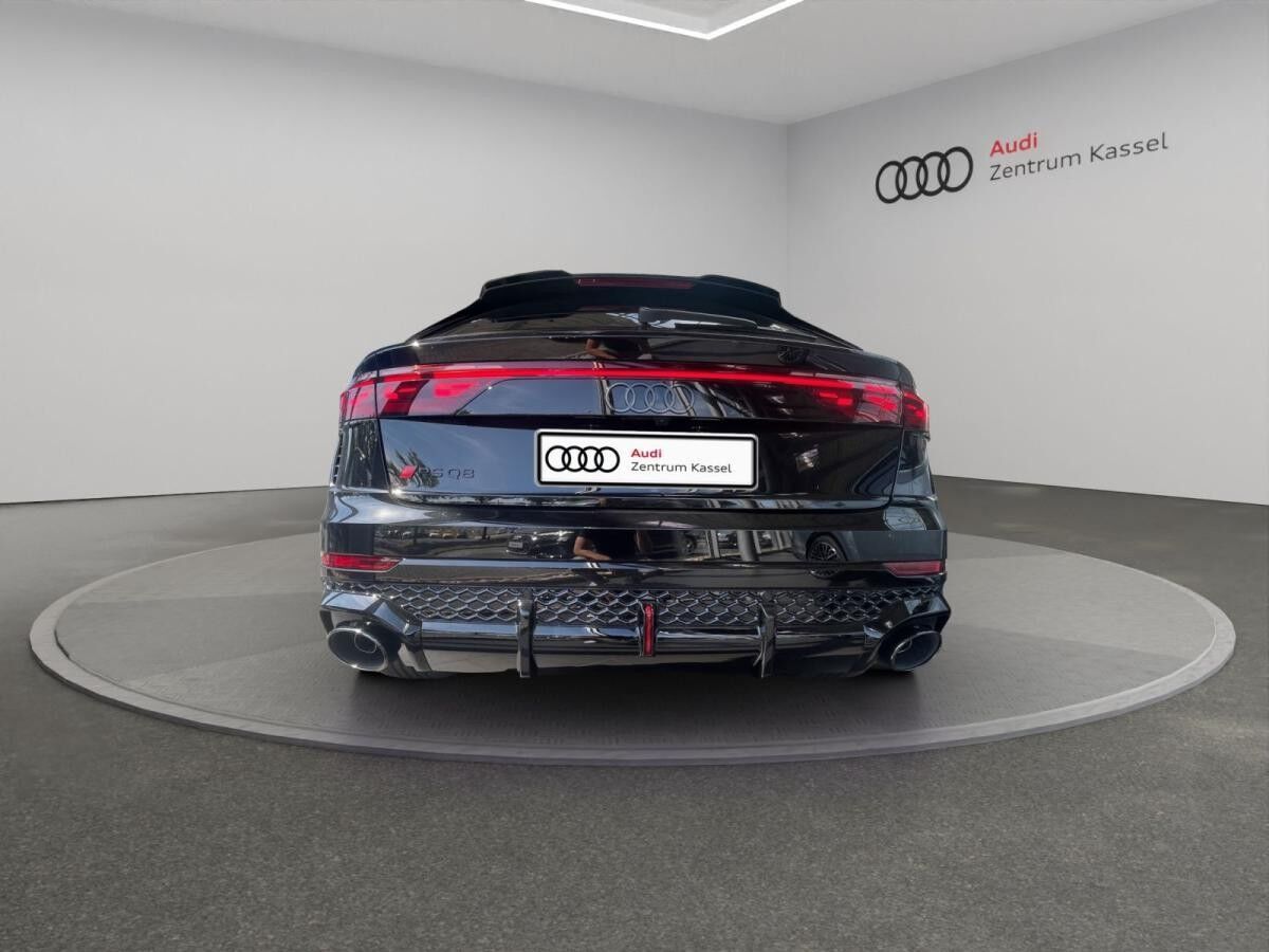 Audi RS Q8 SUV performance Matrix Keramik 360° Kam Audi RS Q8 SUV performance Matrix Keramik 360° Kam