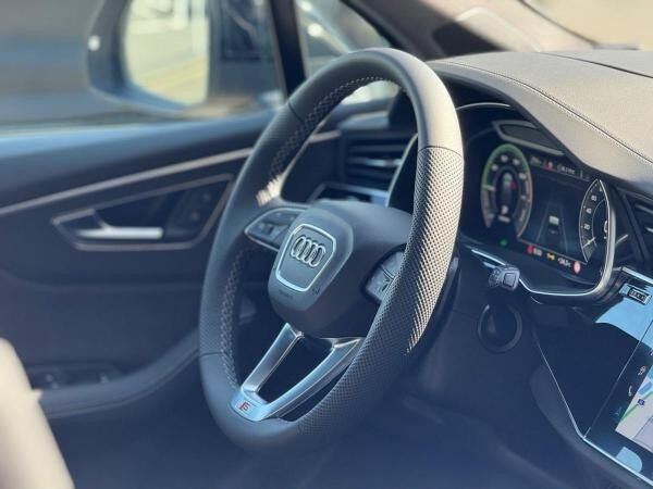 Audi Q7 S line 60 TFSI e HUP*SOFT*FAHRWERKADV*LASER*AHK*B&OADV