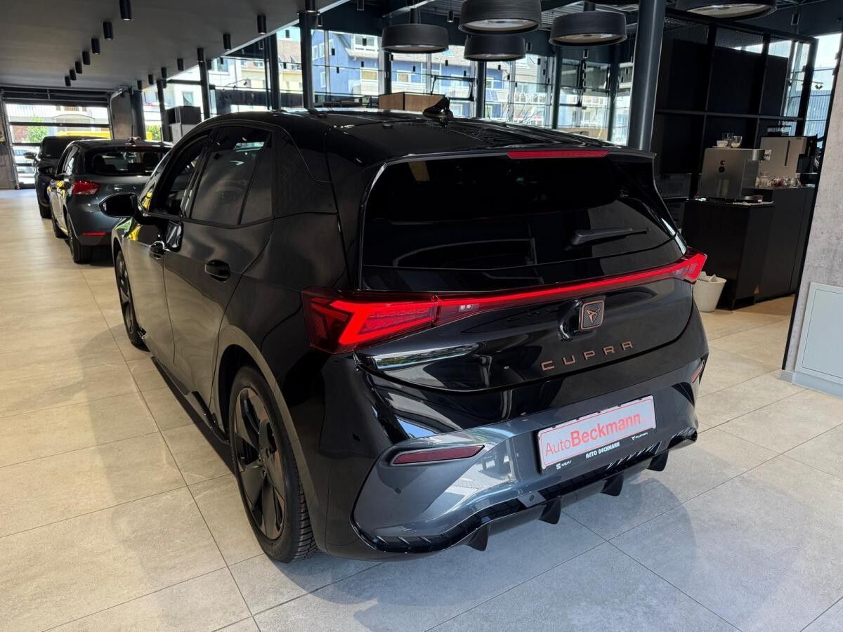 Cupra Born Edition Dynamic 170kW (231PS) 60kWh Automatik 84