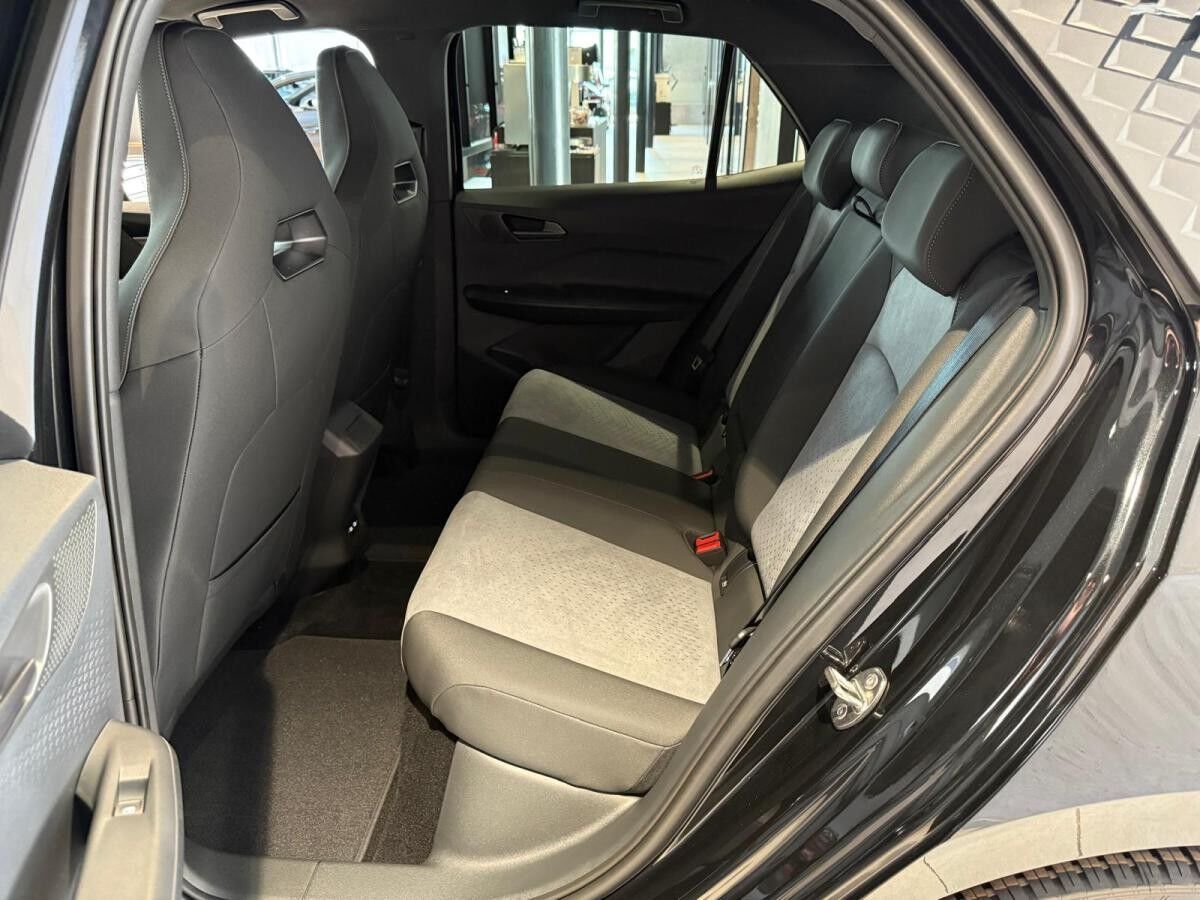 Cupra Born Edition Dynamic 170kW (231PS) 60kWh Automatik 84