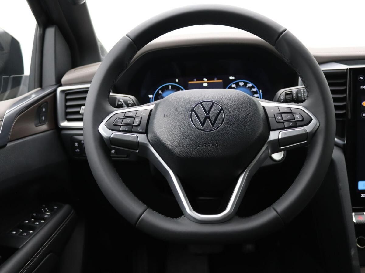 Volkswagen Amarok Style DC 3.0 TDI 4x4 DSG / Matrix, AHK