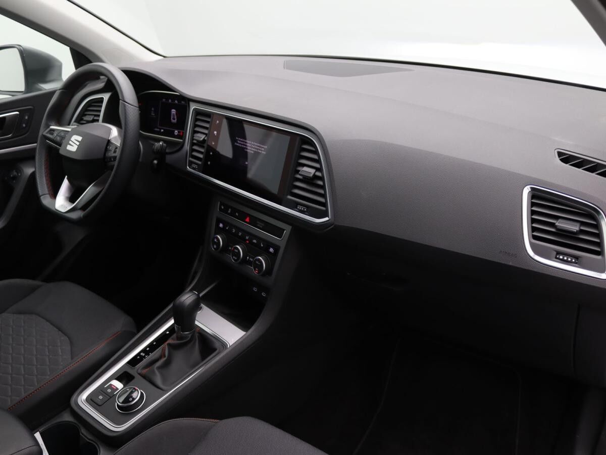 Seat Ateca FR 2.0 TDI DSG / LED, Navi, RFK, SHZ, DAB+