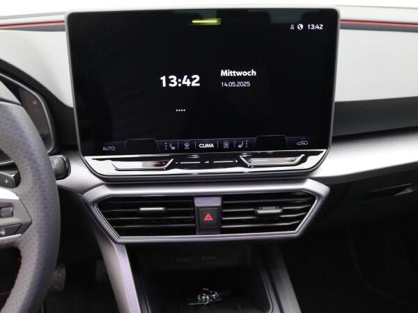 Seat Leon FR 2.0 TDI DSG / LED, ACC, RFK, Navi, SHZ