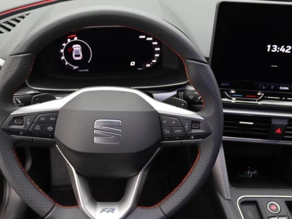 Seat Leon FR 2.0 TDI DSG / LED, ACC, RFK, Navi, SHZ