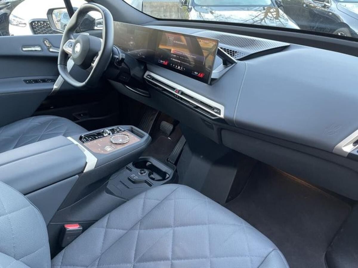 BMW ix xDrive50 Suite || Pano AHK 360°cam HUD LEDER