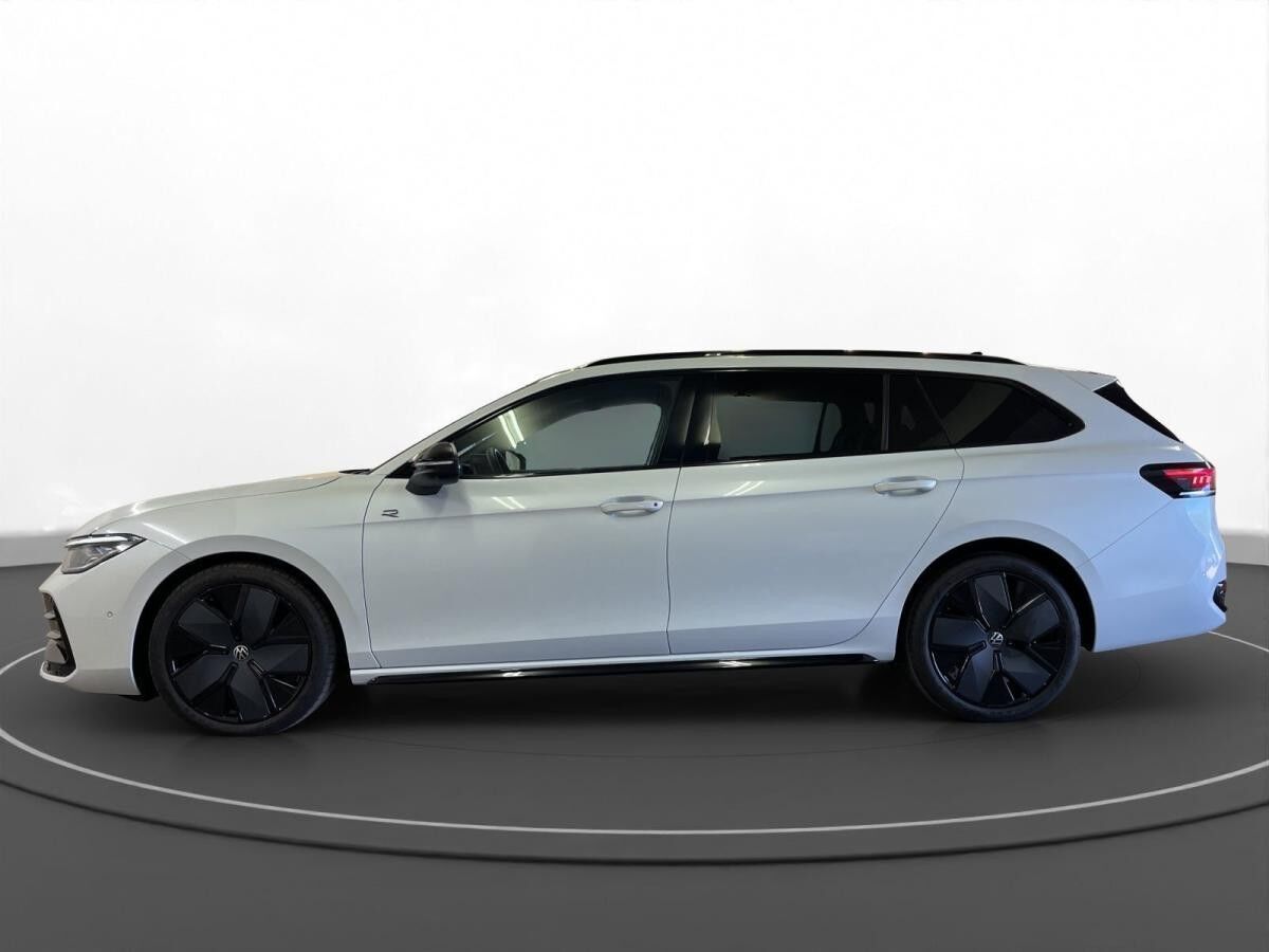 Volkswagen Passat Variant 2.0 TDI R-Line AHK Matrix LM 19" Navi