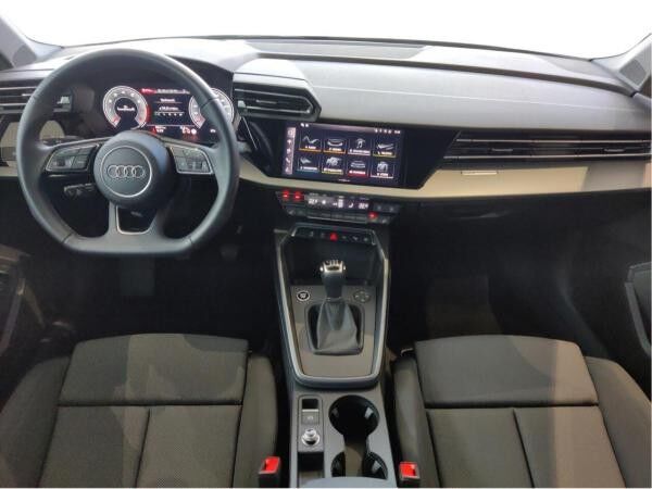 Audi A3 Sportback 35 TFSI advanced, AHK, Navi, DAB