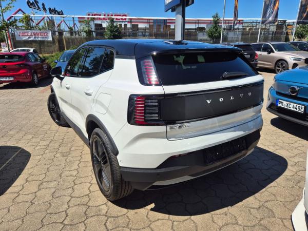 Volvo EX30 Cross Country Twin Motor Perform. Ultra