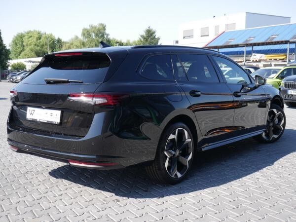 Skoda Superb 1.5 TSI Hybrid Sportline ACC HUD MATRIX-LED *833*