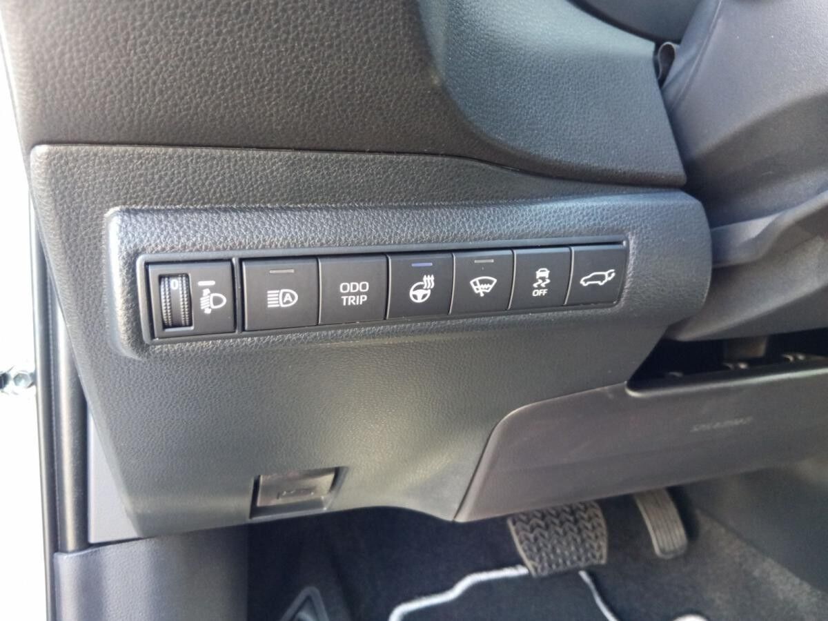 Toyota Corolla 1,8-l-Hybrid 5-Türer Teamplayer *Technik-P*