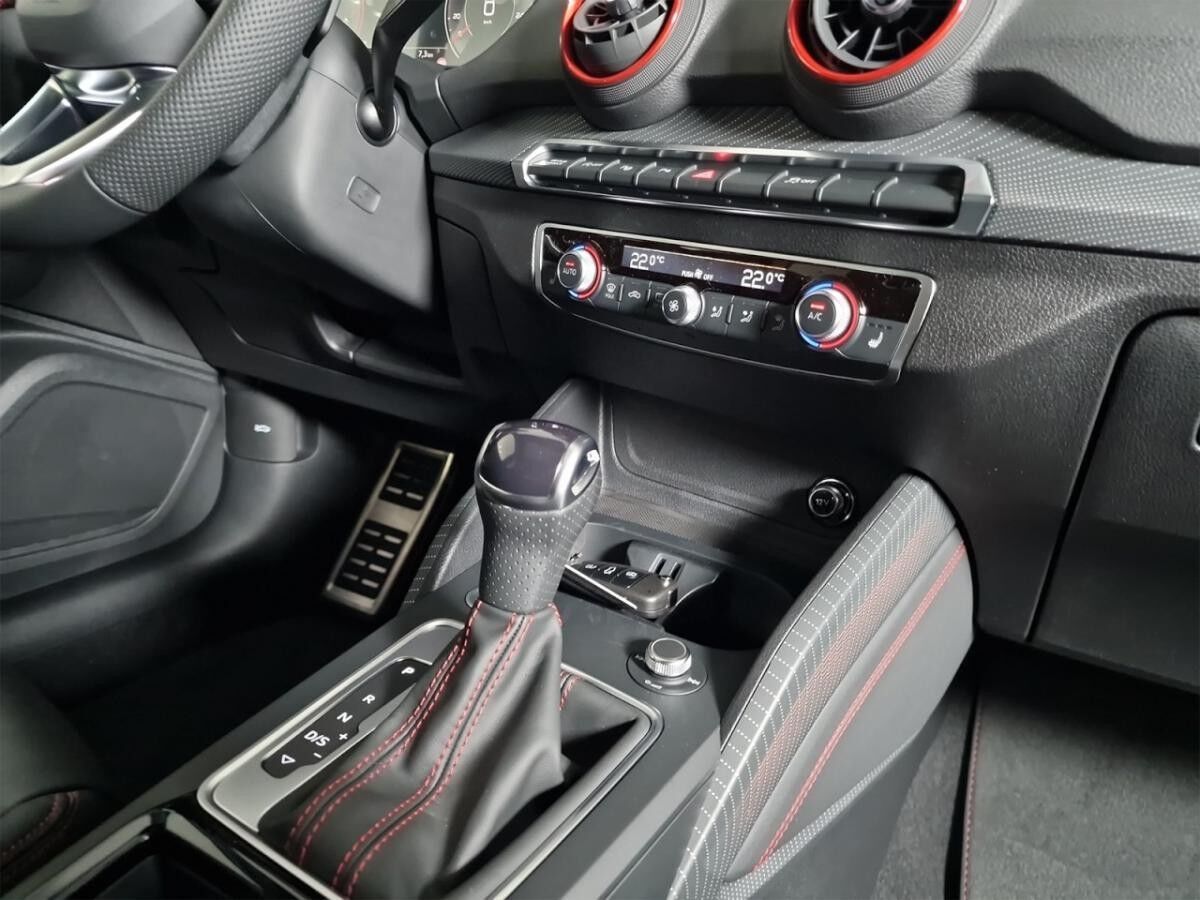 Audi Q2 S-line ⚡Eroberungsangebot⚡Sofort Verfügbar⚡35 TFSI 150 (PS) S-tronic Audi Q2 S-line ⚡Eroberungsangebot⚡Sofort Verfügbar⚡35 TFSI 150 (PS) S-tronic