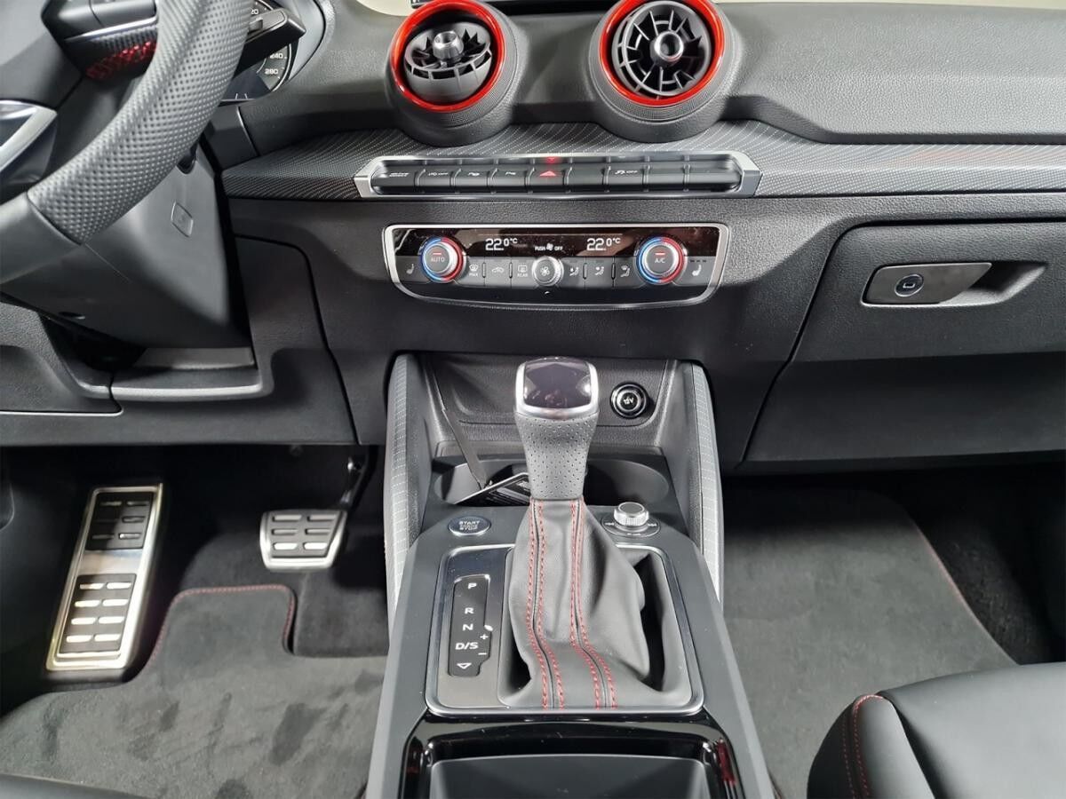 Audi Q2 S-line ⚡Eroberungsangebot⚡Sofort Verfügbar⚡35 TFSI 150 (PS) S-tronic Audi Q2 S-line ⚡Eroberungsangebot⚡Sofort Verfügbar⚡35 TFSI 150 (PS) S-tronic