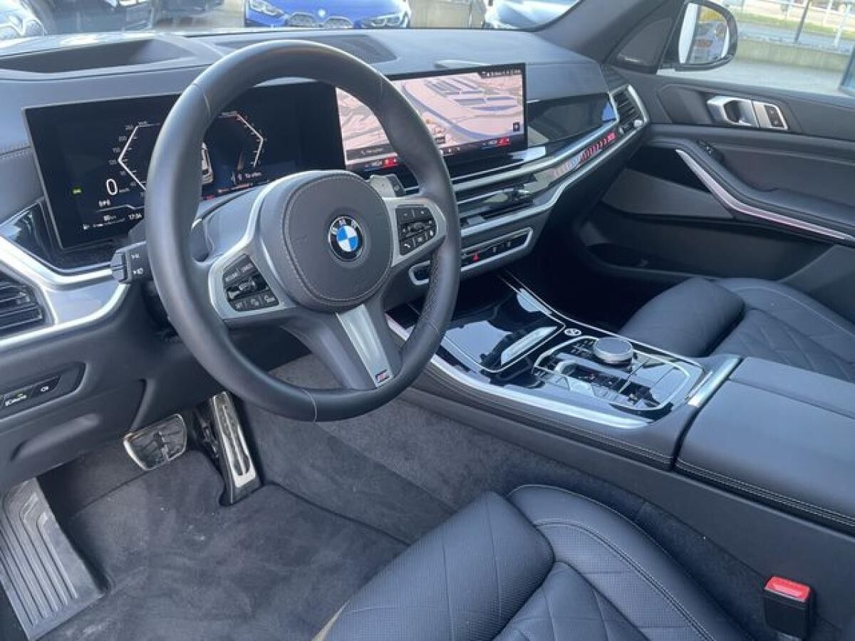 BMW X5 xDrive40i M Sport || AHK Pano 360° H&K SoftClose