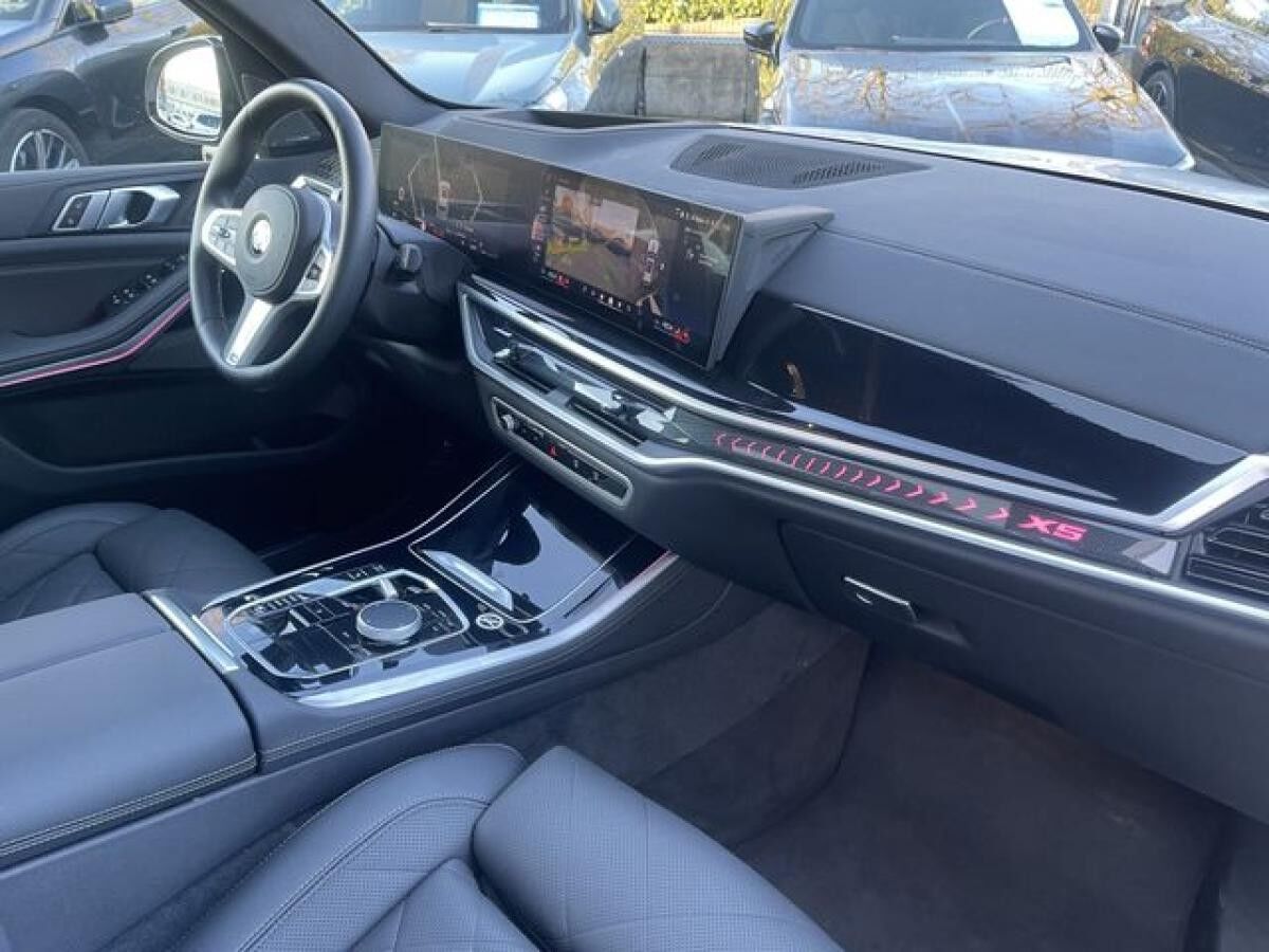 BMW X5 xDrive40i M Sport || AHK Pano 360° H&K SoftClose