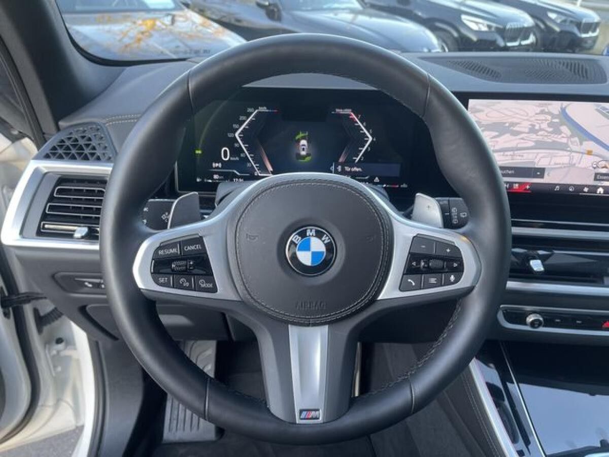 BMW X5 xDrive40i M Sport || AHK Pano 360° H&K SoftClose