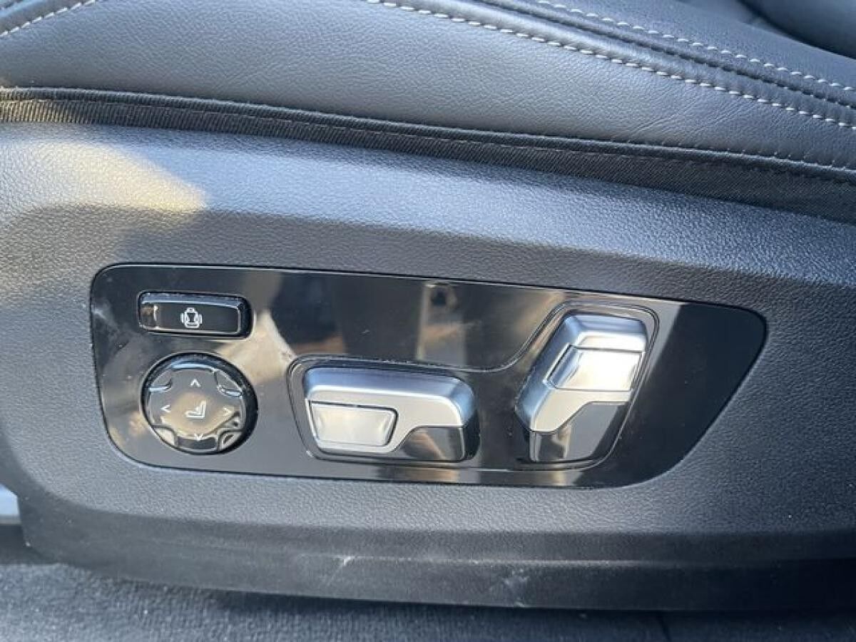 BMW X5 xDrive40i M Sport || AHK Pano 360° H&K SoftClose