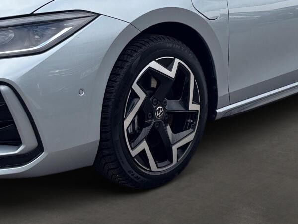 Volkswagen Passat 1.5 TSI R-LINE  LED NAVI PANO