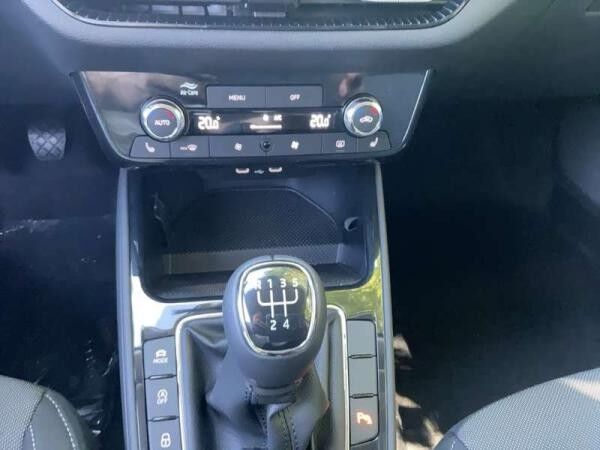 Skoda Fabia TOUR 1,0 TSI 70 KW AKTIONSANGEBOT