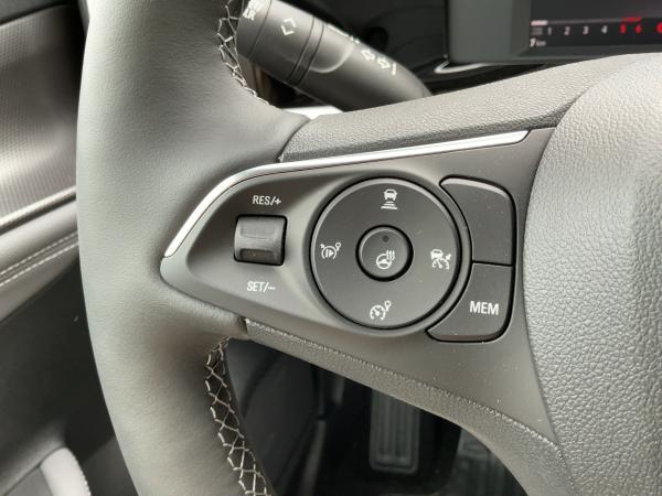 Opel Mokka 1.5D Navi,Lenkradheizung,Sitzheizung