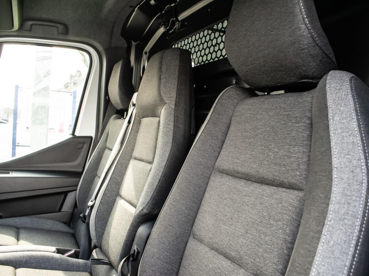 Nissan Interstar e Kasten L2H2 3,5t 87kWh N-Connecta BA LRB Winter+Verglasungspaket *sofort verfügbar*