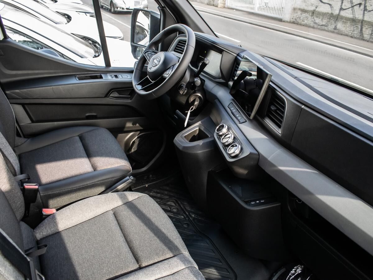 Nissan Interstar e Kasten L2H2 3,5t 87kWh N-Connecta BA LRB Winter+Verglasungspaket *sofort verfügbar*