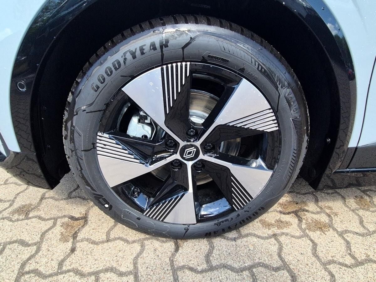 Renault Megane E-Tech 100% ele Iconic 220 Comfort Range Renault Megane E-Tech 100% ele Iconic 220 Comfort Range