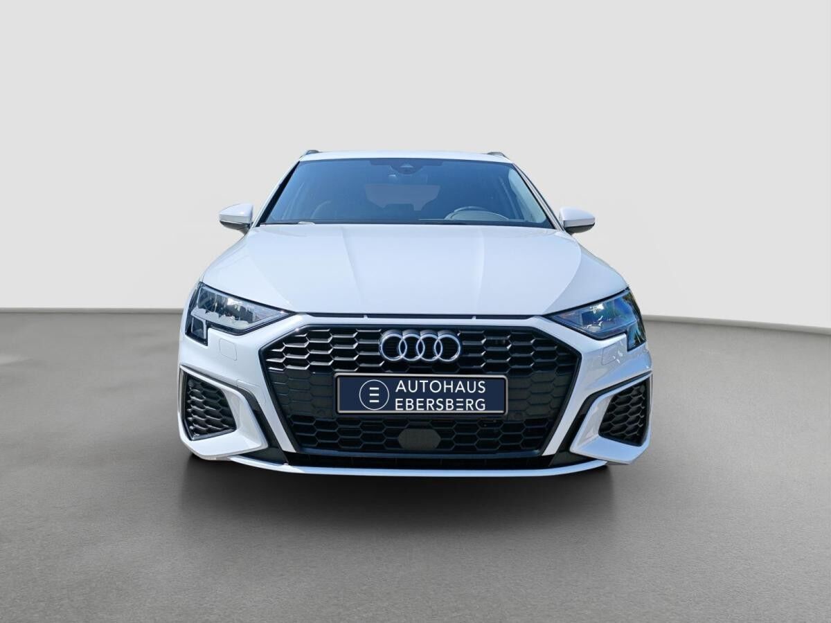 Audi A3 Sportback S line 30 TFSI 5JGar virtual #black App ACC