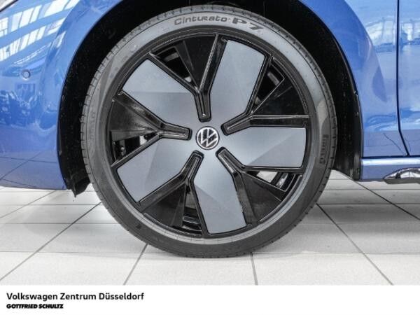Volkswagen Passat R-Line 1.5 eHybrid (Düsseldorf)
