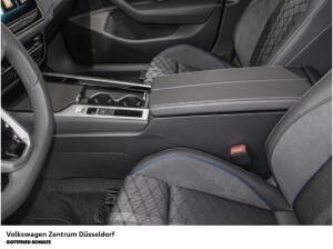 Volkswagen Passat R-Line 1.5 eHybrid (Düsseldorf)