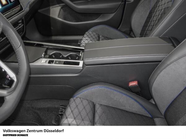 Volkswagen Passat R-Line 1.5 eHybrid (Düsseldorf)