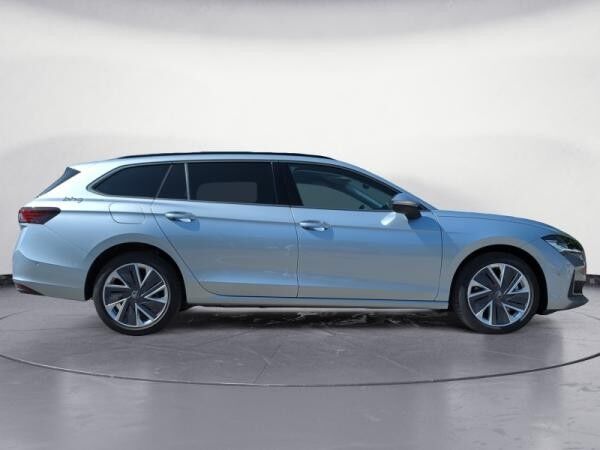 Skoda Superb Selection 1,5 TSI iV 150 kW 6-Gang-DSG *NAVI/HEAD-UP/360°/MATRIX-LED/AHK*