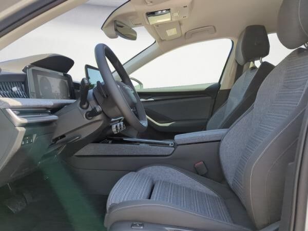 Skoda Superb Selection 1,5 TSI iV 150 kW 6-Gang-DSG *NAVI/HEAD-UP/360°/MATRIX-LED/AHK*