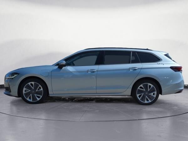 Skoda Superb Selection 1,5 TSI iV 150 kW 6-Gang-DSG *NAVI/HEAD-UP/360°/MATRIX-LED/AHK*