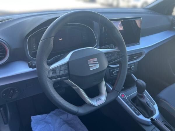 Seat Arona FR 1,0 TSI 85kW (116PS) *DSG *NAVI*RFK*AHK*Travel-Ass.*GJR*ACC*Privatkunden*
