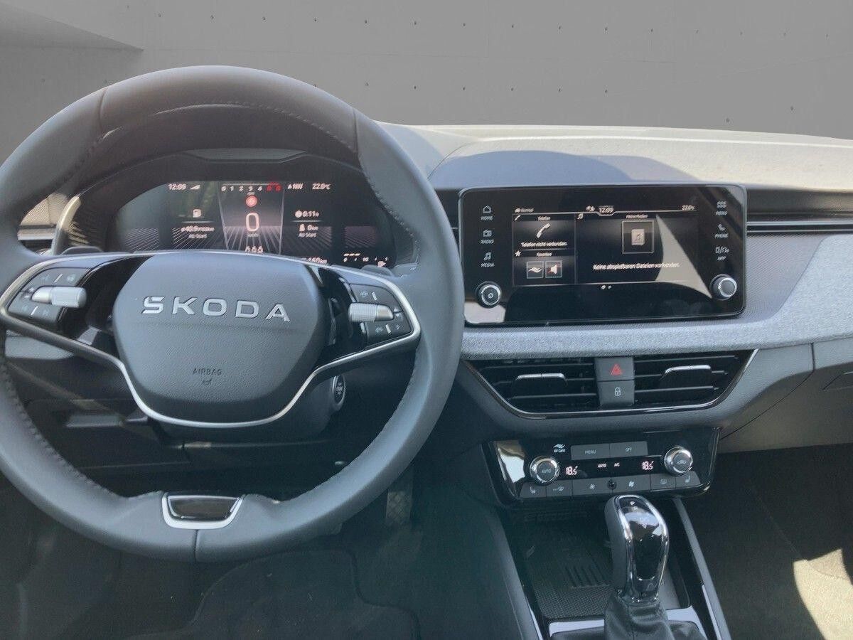 Skoda Kamiq Tour 1,0 TSI R-KAM SHZ KEYLESS BIS 28.11.25