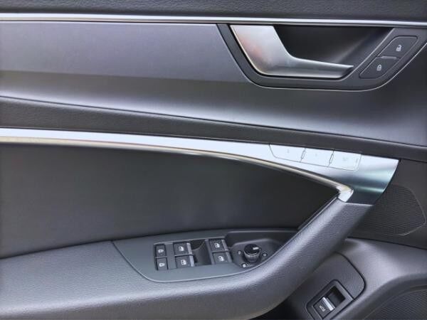 Audi A6 Avant 50 TDI Q BUSINESS PANO AHK STDHZG HD-MATRIX