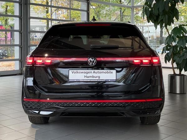 Volkswagen Passat 1.5 eHybrid R-Line DSG Pano Matrix Digital