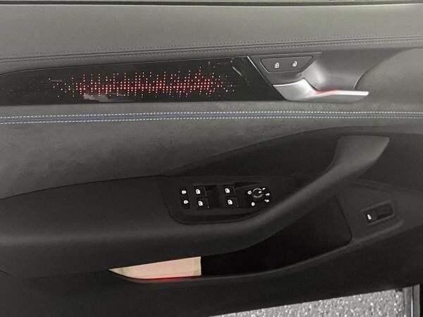 Volkswagen Passat 2.0 TDI R-Line 4Motion DSG Stdhzg Pano Navi LED