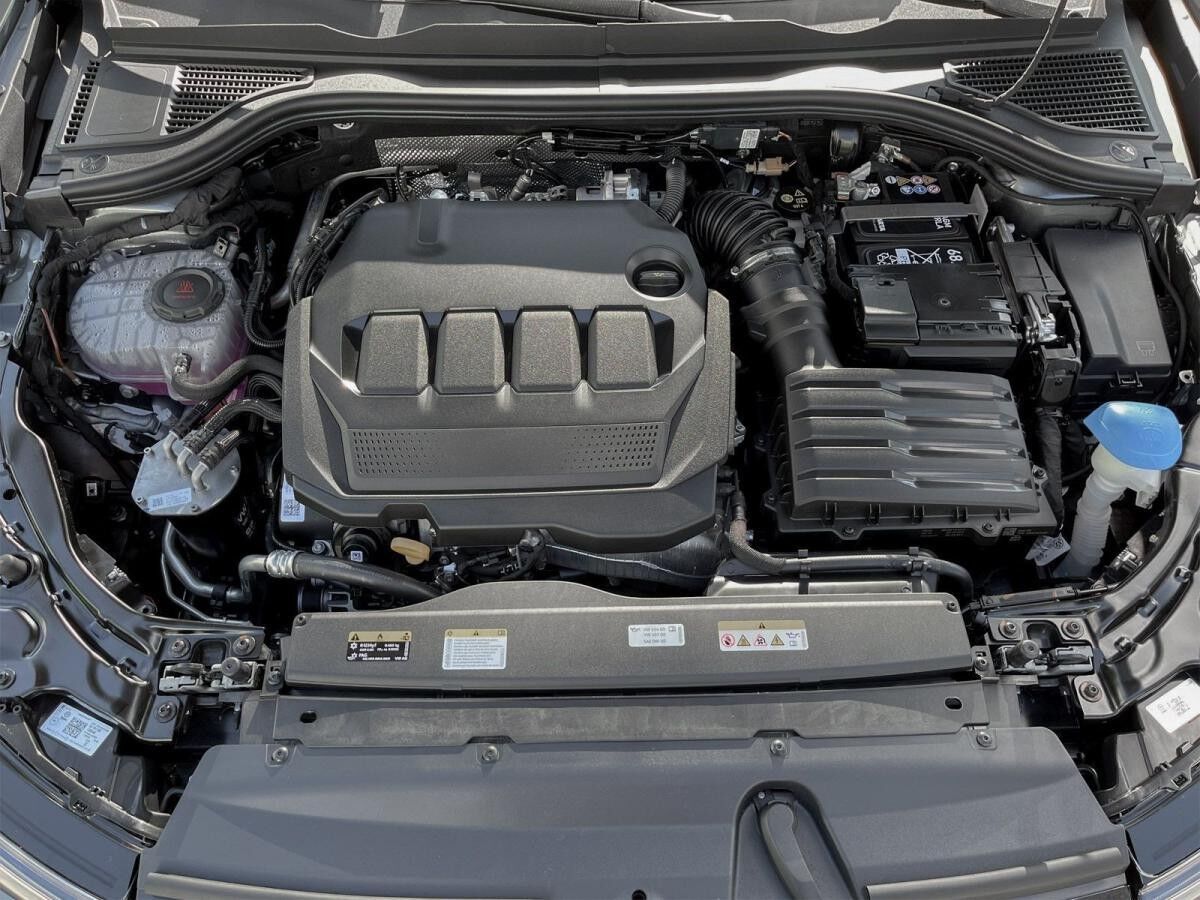 Volkswagen Passat R-Line "Signature" 2.0 TDI DSG 4M AHK/HUD