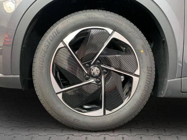 MG S5 EV Luxury Long Range