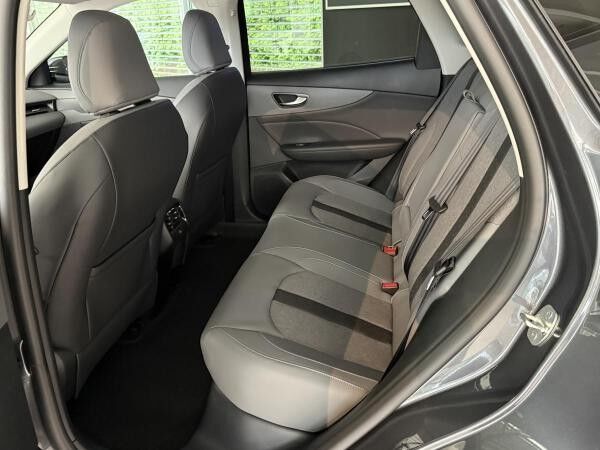 MG S5 EV Luxury Long Range (Gewerbe)