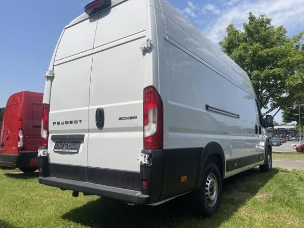 Peugeot Boxer Kastenwagen 440 L4H3 / PDC / Navi / SHZ
