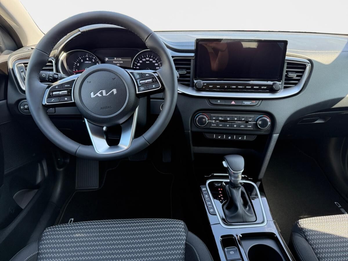 Kia Ceed 1.5 T-GDI Ultimate Edition LED*SHZ*JBL*DAB*